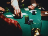 Warum Spieler nach Casinos ohne Limit oder OASIS suchen