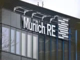 Munich Re im Kreuzfeuer