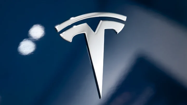 Tesla Zwischen KI-Vision Und Bewertungsdruck: Wie Viel Zukunft Steckt Im Kurs?