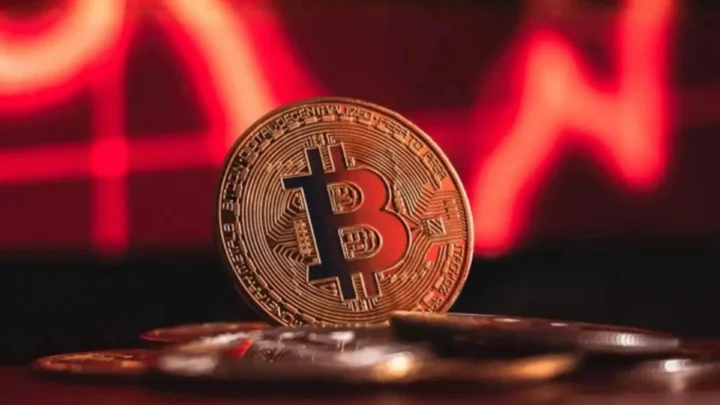 Warum Bitcoin fällt: Deutsche Bank sieht einen fünffachen Schock im November