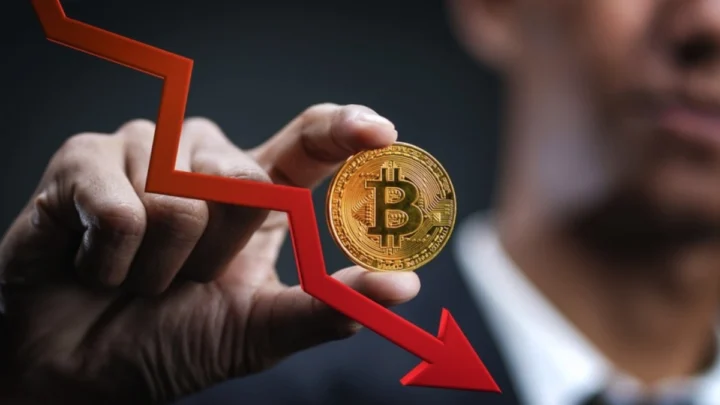 Bitcoin stürzt am Wochenende ab und sorgt für starke Marktverwerfungen
