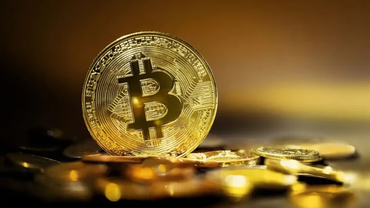 Bitcoin-Preisprognose 2026: Kann BTC 225.000 US-Dollar erreichen – und bieten Presale-Tokens wirklich mehr Potenzial?