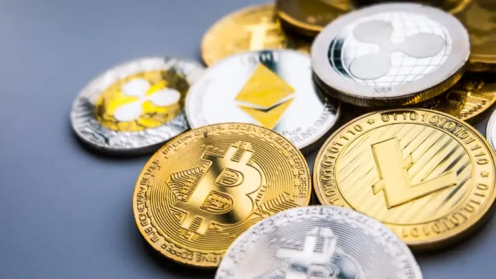 Kryptomarkt im Aufwind: Bitcoin, Ethereum, Dogecoin und XRP mit deutlichen Kursgewinnen