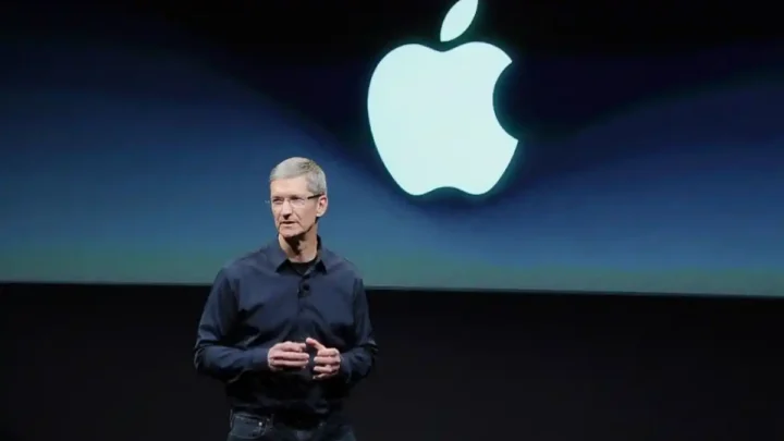Apple-Aktien steigen, nachdem Tim Cook Gerüchte um seinen Rücktritt dementiert hat.