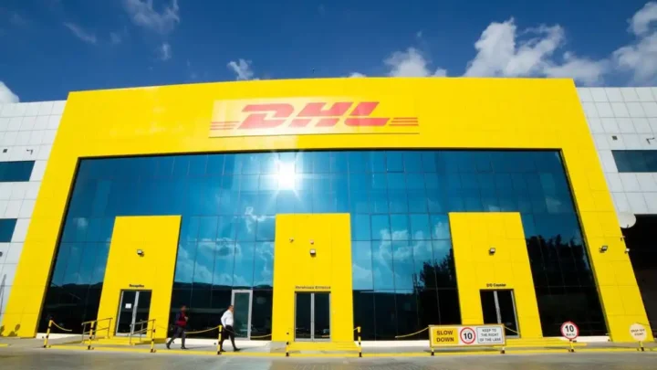DHL Aktie & Teamsters-Deal: Streik abgewendet, Löhne steigen