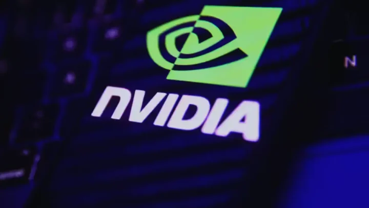Nvidia-Aktie unter Druck: Technische Warnsignale trüben das Bild nach KI-Boom