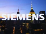 Siemens-Aktie Kursverlauf mit fallendem Chart und DAX-Hintergrund – Symbol für aktuelle Börsenentwicklung März 2026