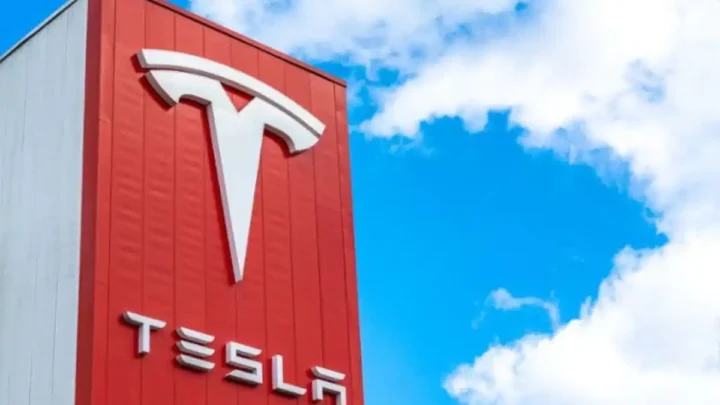 Tesla betritt den britischen Energiemarkt: Ein strategischer Kurswechsel jenseits der Elektromobilität