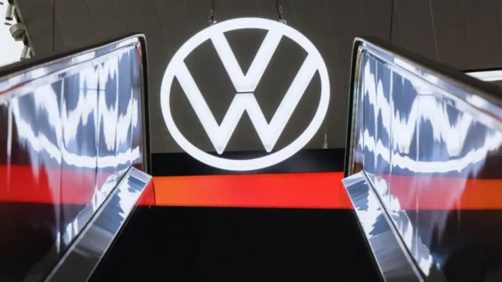 Explosive Entwicklung bei VW‑Aktie: Skoda zieht sich aus China zurück – Was das für Volkswagen bedeutet