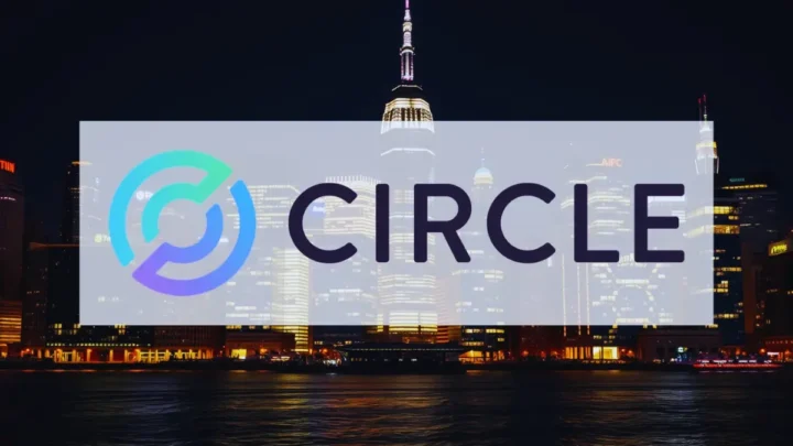 Circle Aktie korrigiert nach starker Rallye: USDC erreicht Rekordhoch – Was bedeutet die neue Kapitalmaßnahme für Anleger?