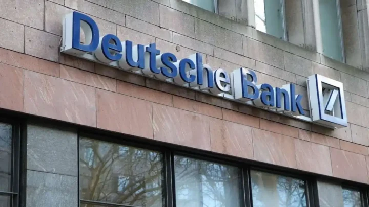Deutsche Bank Aktie: Starker Kursrückgang im Fokus