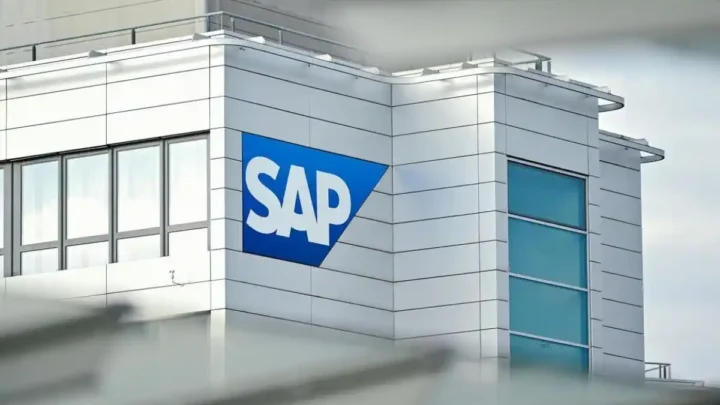 SAP Aktie kurssturz: Kurzfristiger Schmerz oder langfristige Chance?