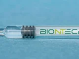 BioNTech Aktie Chart im April 2026 bei etwa 79 Euro – Biotech-Unternehmen mit Fokus auf individualisierte mRNA-Krebsimmuntherapien und starker Pipeline