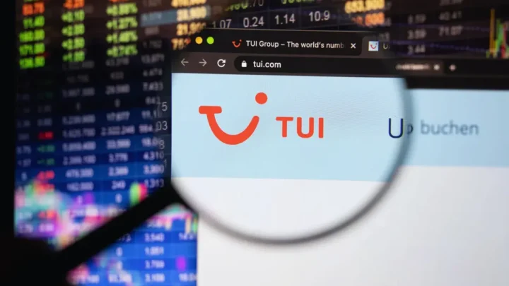 TUI Aktie unter Druck trotz günstiger Bewertung: Steht die große Erholung der Reisebranche bevor?