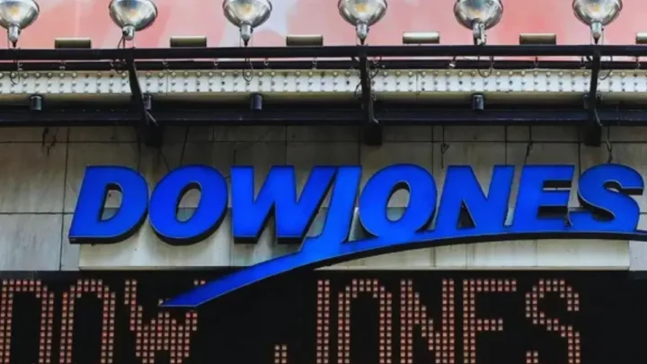 DAX stabil, Dow Jones schwächelt – Warum Anleger jetzt besonders wachsam sein sollten