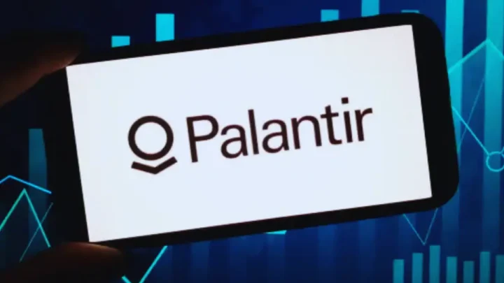 Palantir-Aktie vor entscheidender Wende: KI-Boom trifft auf Bewertungsrisiken und gespaltene Anlegermeinung