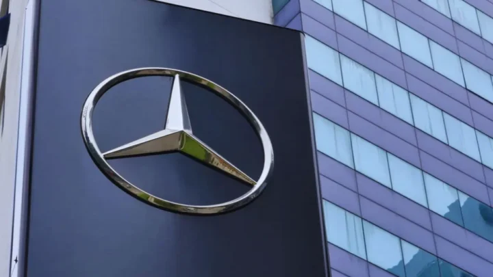 Mercedes-Benz Aktie im DAX unter Beobachtung: Ruhe vor dem nächsten Schritt?