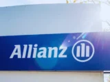 Börsengrafik mit Allianz Aktie, Chartsignalen und Finanzdatenanzeige sowie Kursentwicklung im XETRA-Handel
