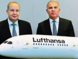 Lufthansa Swiss Flugzeug in Delhi nach Triebwerksproblem evakuiert, Passagiere über Notrutschen gerettet, Lufthansa Aktie stabil trotz Vorfall