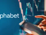 Alphabet Aktie Chart mit starkem Kursanstieg und neuem Allzeithoch 2026