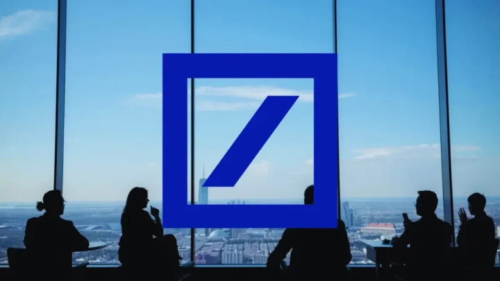 Deutsche Bank Aktie unter Druck: Ist der aktuelle Kursrückgang nur eine Pause vor dem nächsten Anstieg?
