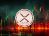 XRP Kursanalyse mit steigender Trendlinie und Ripple-Logo im Hintergrund