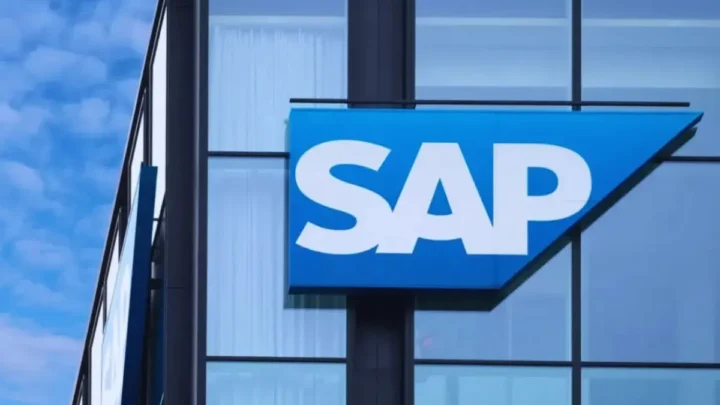 SAP Aktie explodiert um +18% – Ist jetzt der echte Boden erreicht? Chart-Signal sorgt für Aufbruchsstimmung