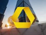 Commerzbank Logo mit steigender Aktienkurve und Frankfurter Skyline – Symbol für den aktuellen Kursanstieg der Commerzbank-Aktie