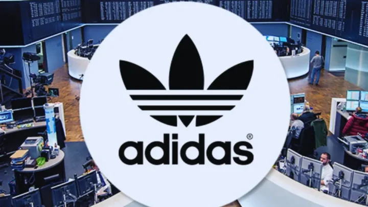 Adidas Aktie: WM 2026 als Milliarden-Booster oder nur kurzfristiger Hype? Hinter den Zahlen steckt ein größerer Umbau