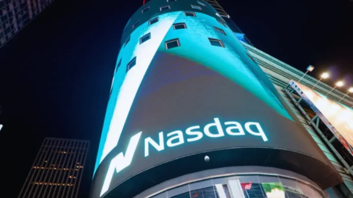 Nasdaq unter Druck trotz Tech-Rally: Zinsen, Gold und KI-Aktien treiben volatile Börsenwoche
