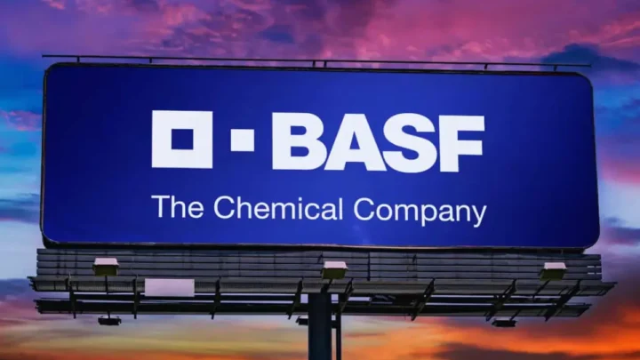 BASF-Aktie unter Druck: Warum Anleger jetzt genau hinschauen sollten