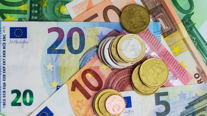 Bargeld-Abschied in Deutschland: So verändert sich der Alltag für Verbraucher und Händler