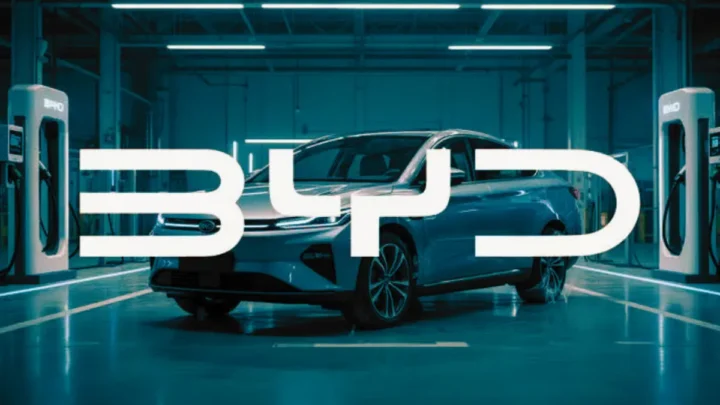 BYD-Aktie im Sinkflug: Gewinn bricht ein, Absatz schwächelt – kann der Elektroauto-Riese die Trendwende schaffen?