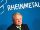 Rheinmetall zwischen Kursrückgang und Wachstum: Insiderkäufe stärken das Vertrauen der Anleger.