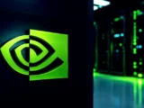 Nvidia-Chips mit NVQLink-Technologie für KI und Quantencomputing.