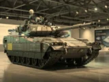 Rheinmetall präsentiert auf der Eurosatory 2026 neue Drohnensysteme, Raketen und den NMBT-Kampfpanzer.