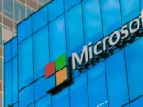 Microsoft treibt den Ausbau von KI- und Cloud-Technologien voran und investiert massiv in Azure-Rechenzentren weltweit.