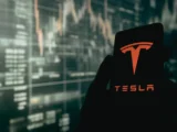 Tesla-Aktie über 200-Tage-Linie