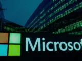 Microsoft Frontier Company Logo und KI-Netzwerk-Konzept