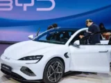 BYD Elektroauto Aktie Analyse mit moderner Elektromobilität und Zukunftstechnologie