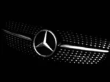 Mercedes-Benz Konzernzentrale mit Symbolgrafik für Anleihen und Kapitalmarkt nach dem Emittentenwechsel auf die Finanztochter.