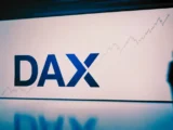 DAX-Kursentwicklung unter Druck durch geopolitische Spannungen und steigende Ölpreise.